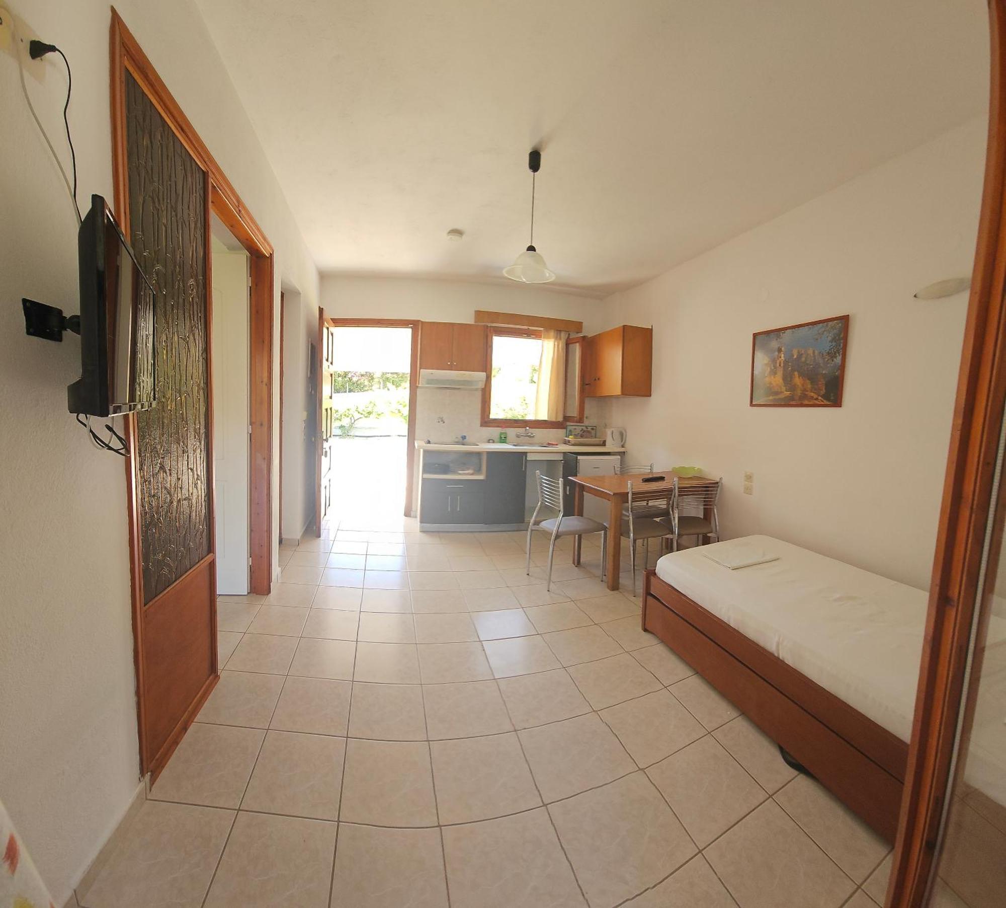 Drosia Platanias (Skiathos)
